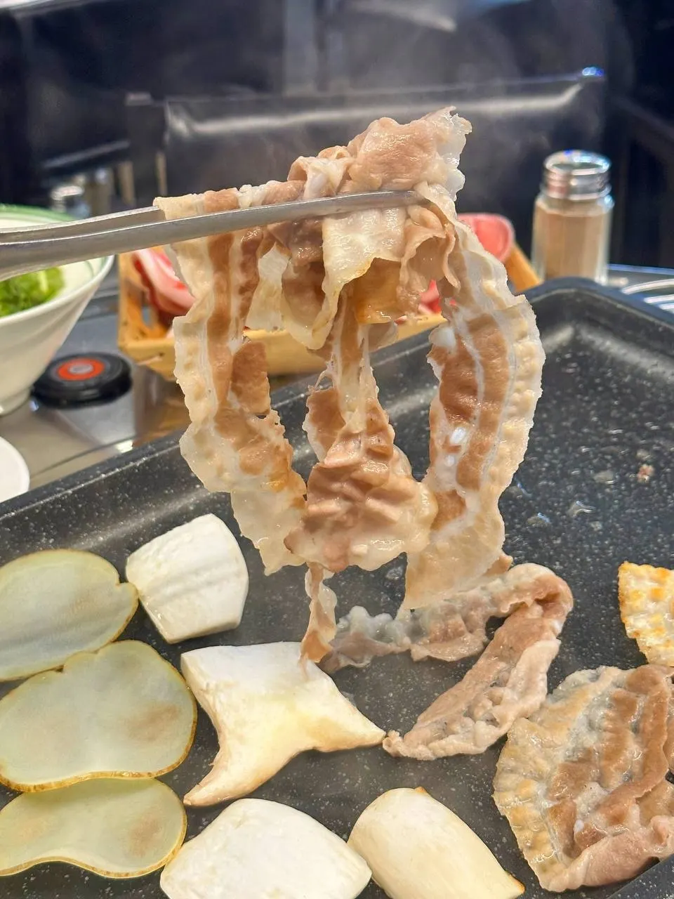 Quick-frozen sliced pork with vegetables