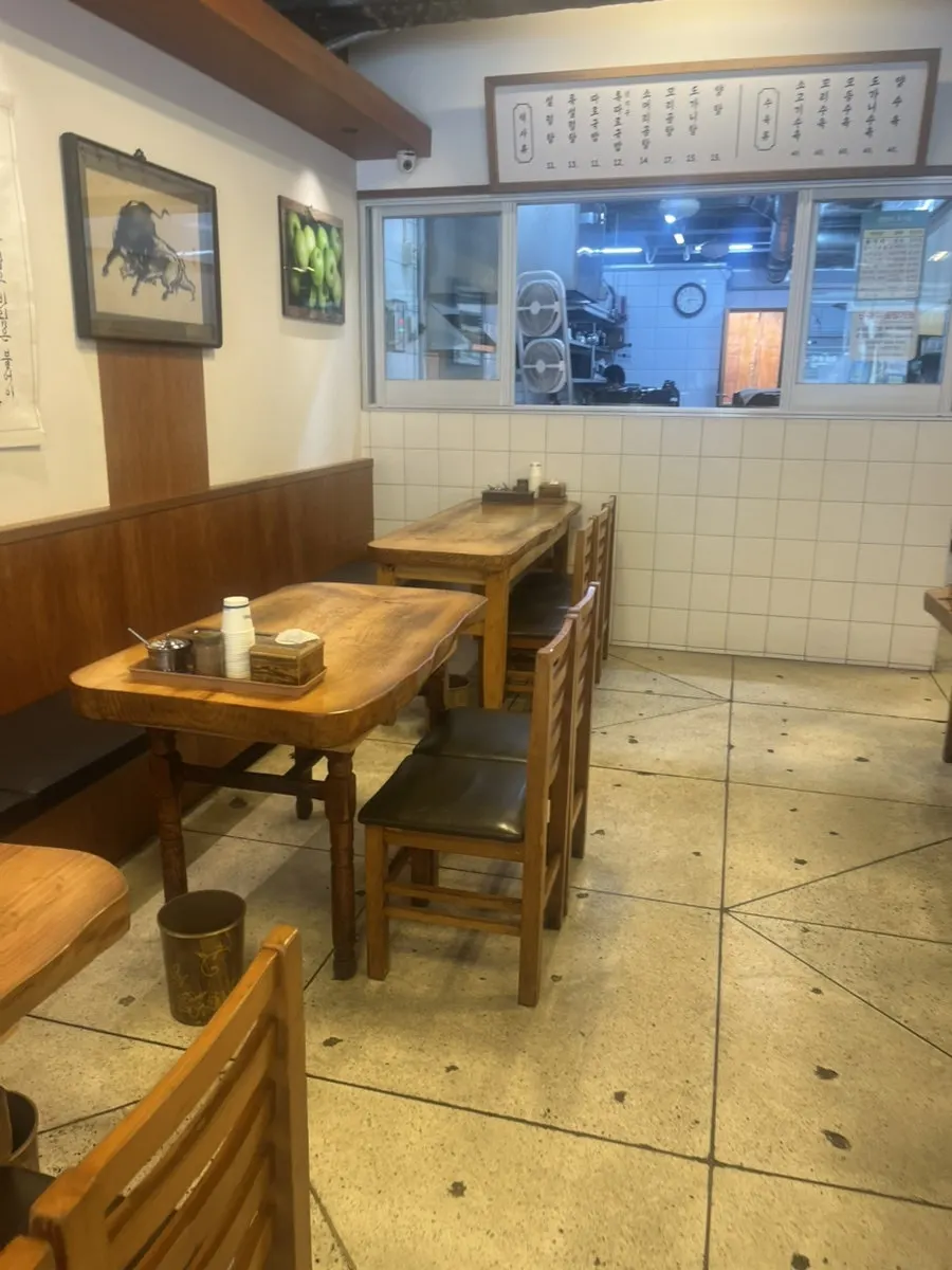 View of Hanwoojang's location near Daegu Jungbu Police Station