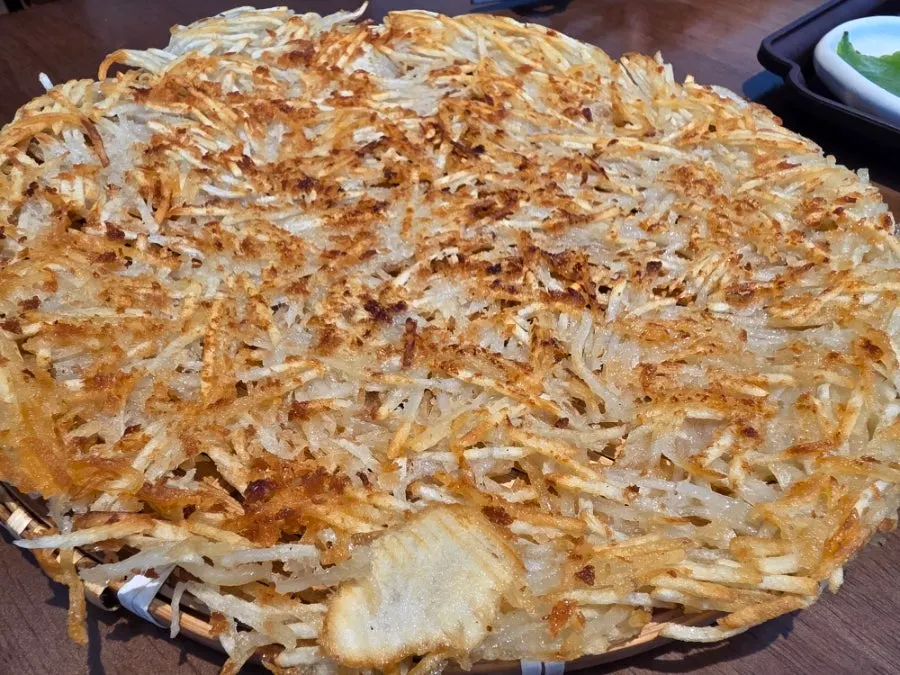 撒上芝士的土豆煎饼相关场景