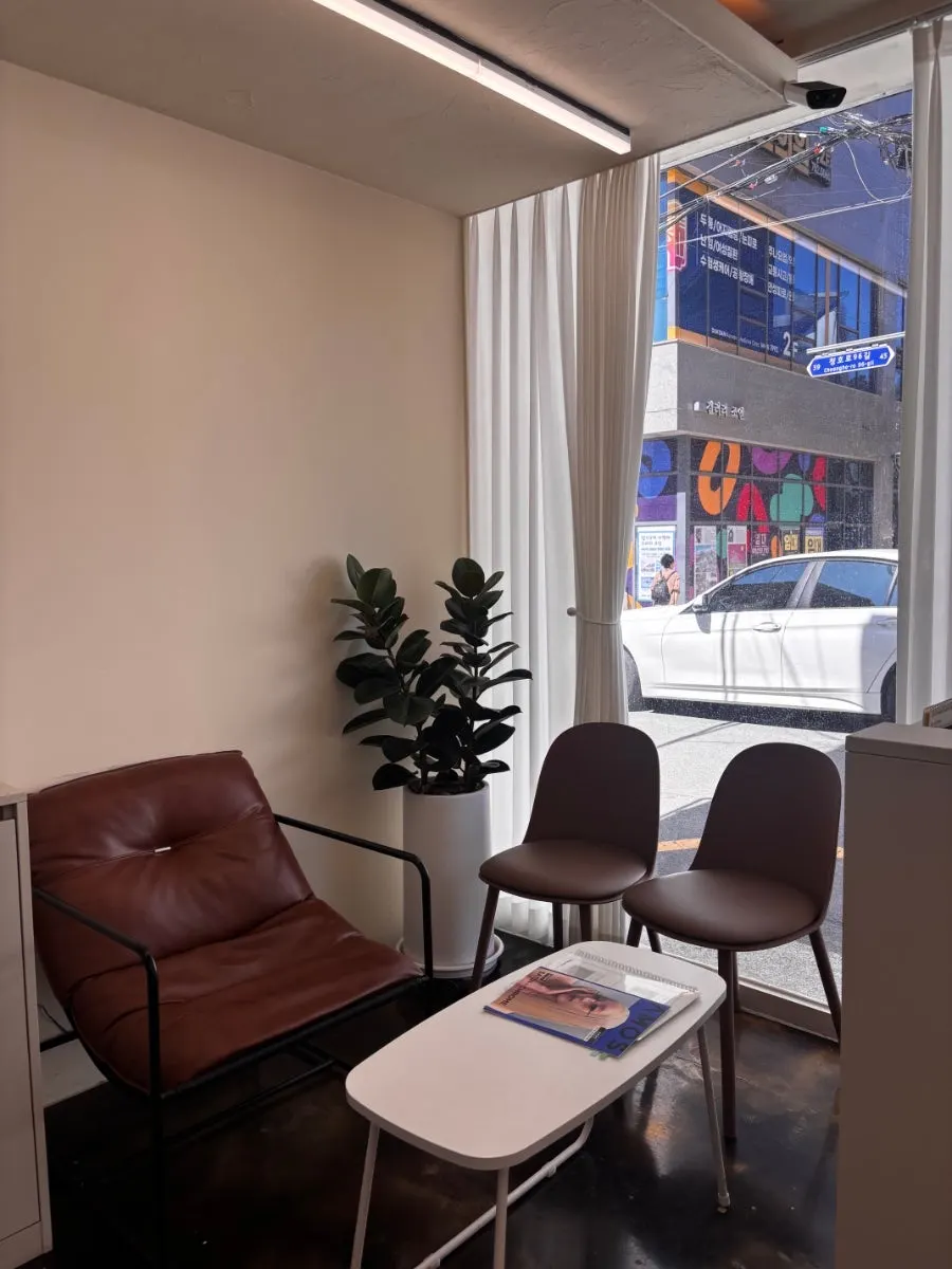Momentium salon space filled with natural light