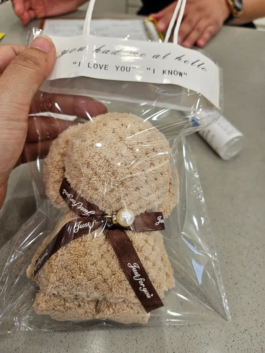 Free gifts for the receipt review event