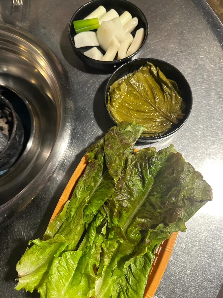 섞어 주문한 막창과 닭발 메뉴