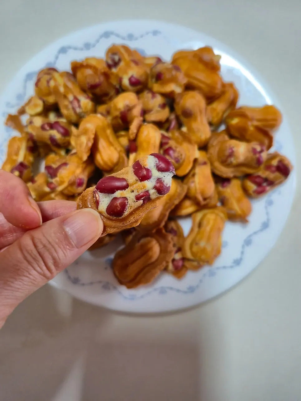 Packed peanut bread full of peanuts