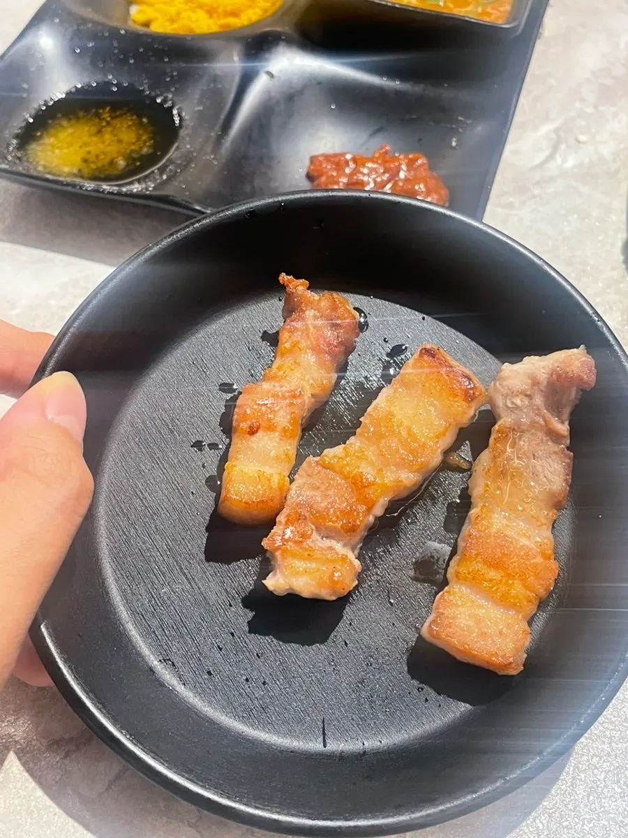 Gankeun Galbi pork belly with salt and curry powder