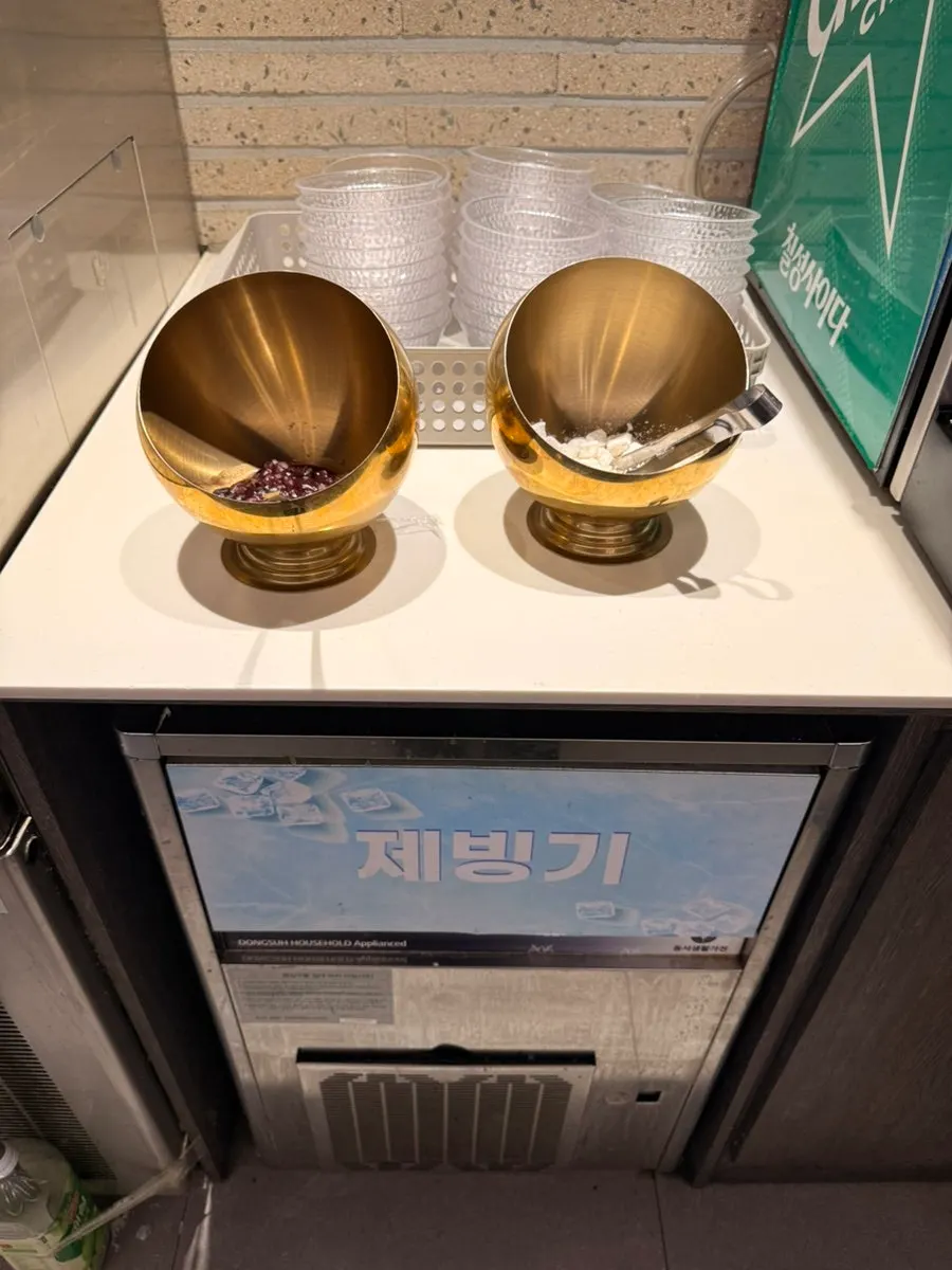 Meal options prepared at the self-bar