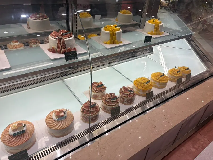 Siznique store on B1 of Daegu Shinsegae Department Store