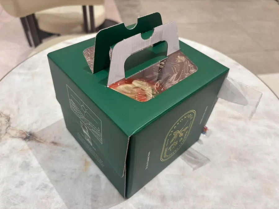 Siznique peach cake packaging box