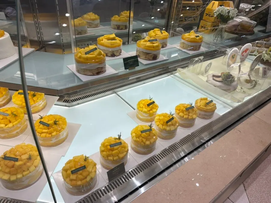 Siznique's famous mango cake