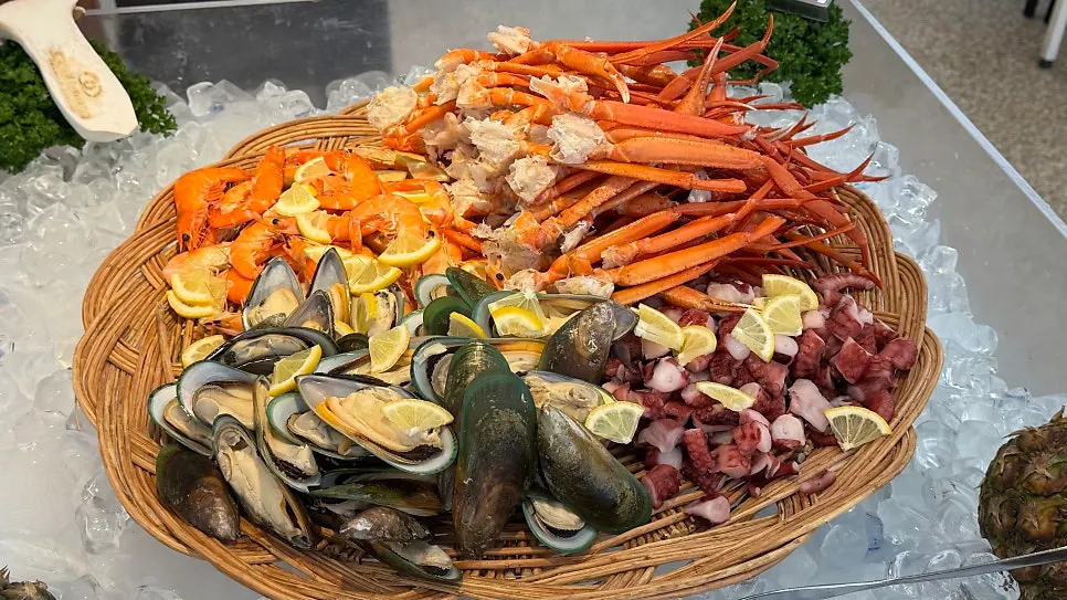 Dishes placed at the buffet station