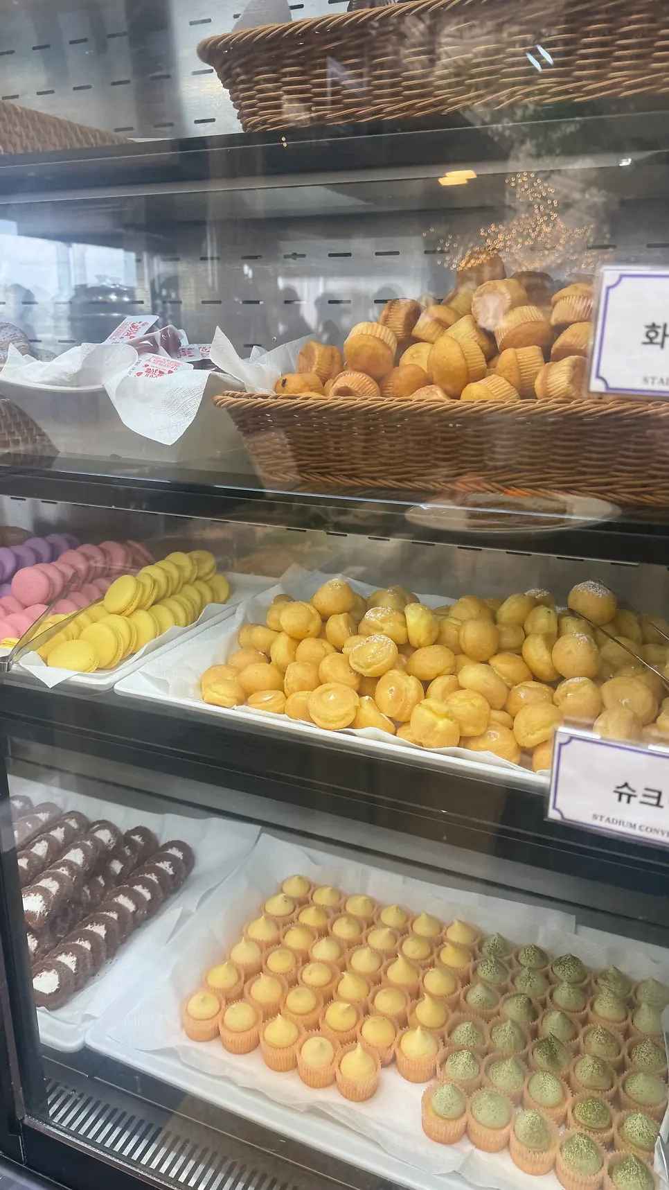 Buffet line with Korean, Chinese and Western dishes together