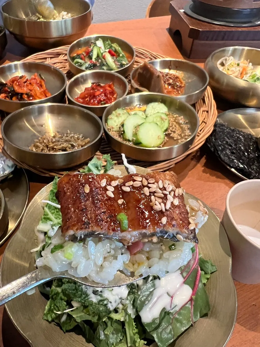 A generous pot-rice spread shared with Mom