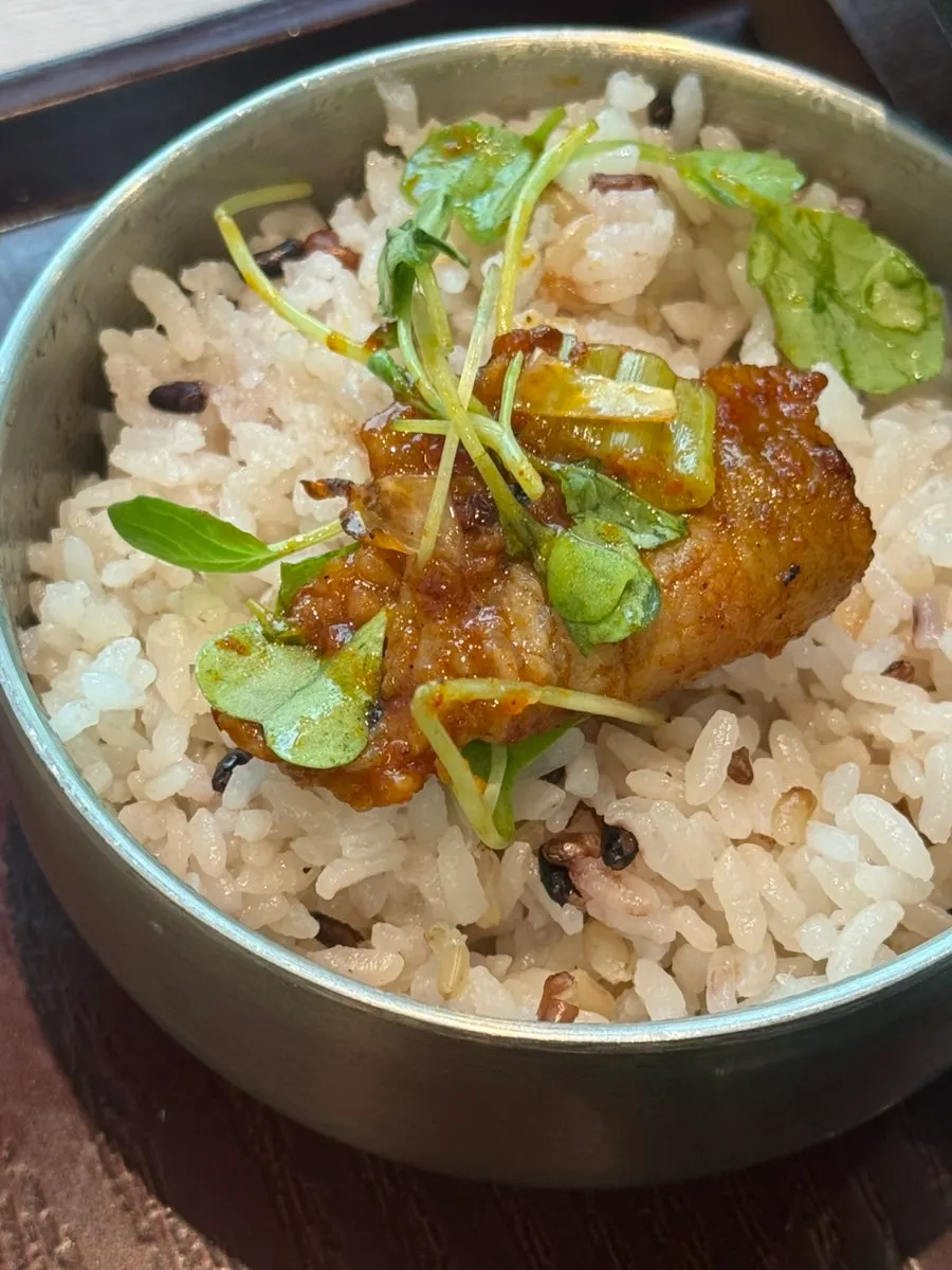 Bữa cơm Hàn cùng bar tự chọn