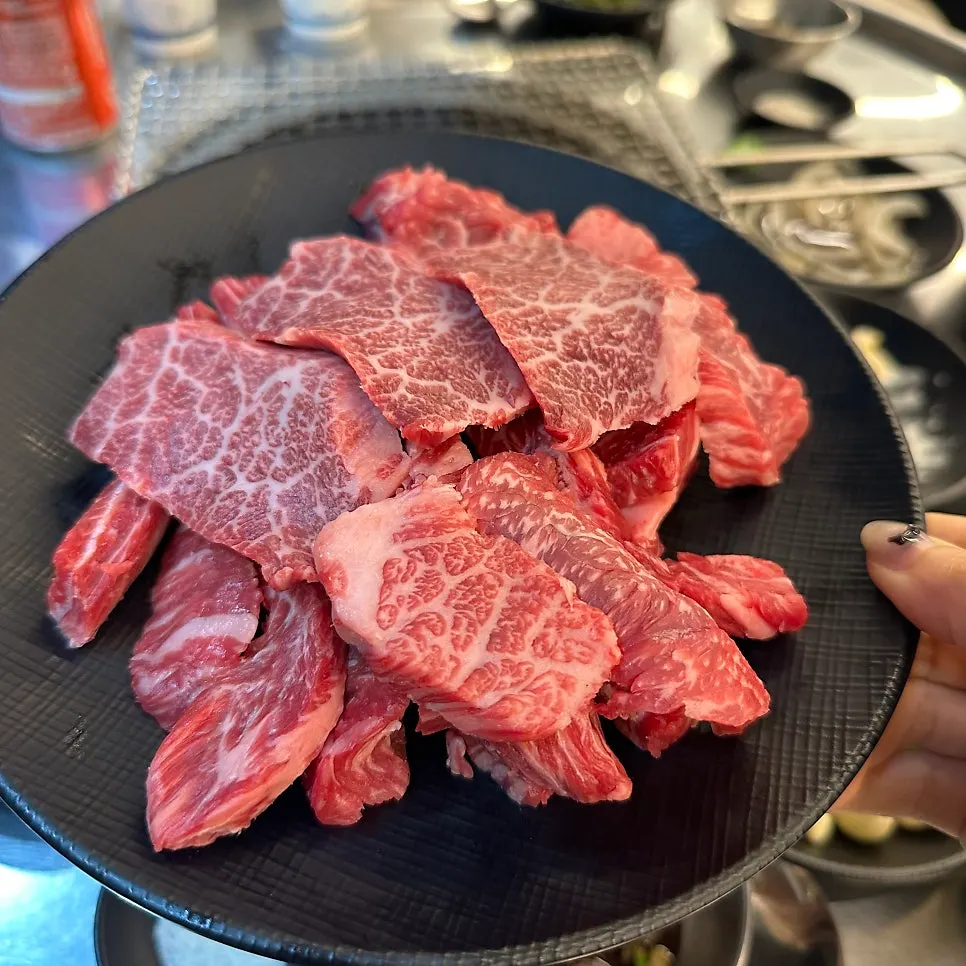 달아오른 숯과 구이 불판