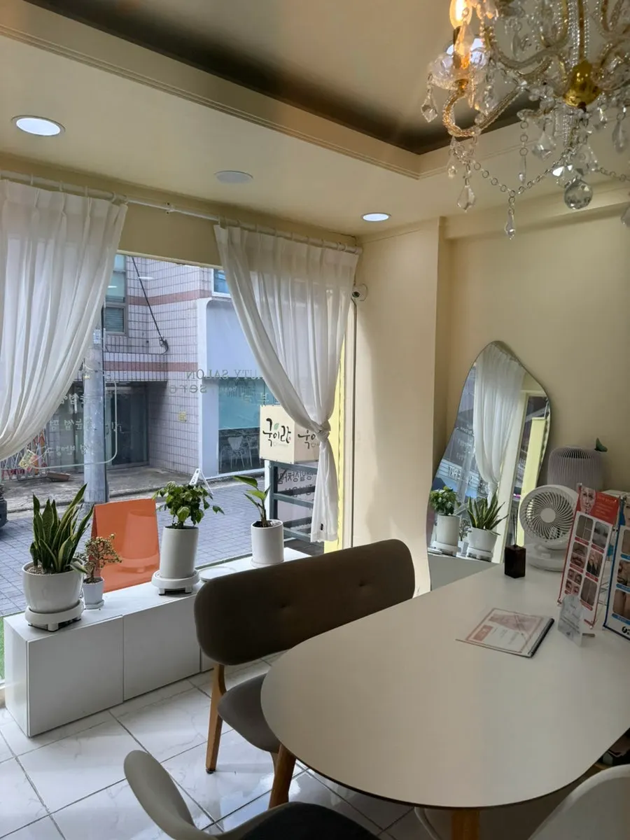 Saero Beauty interior space for one-on-one consultations