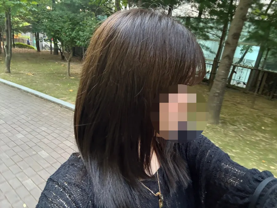 Hair texture after the matte brown tone-down color