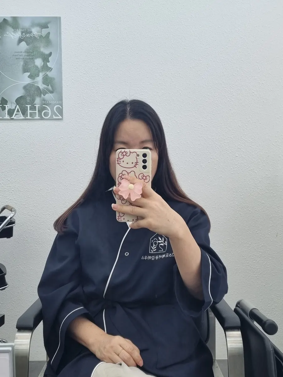 5레벨로 한 톤 올린 새치염색 완성 컬러