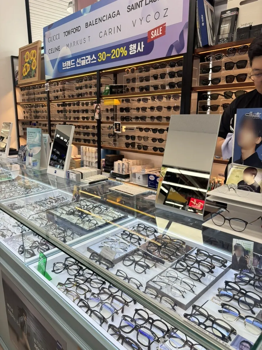Showcase of designer glasses frames