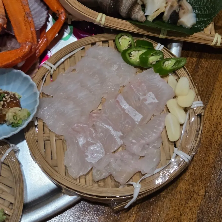 Basic side dishes and chilled cucumber soup