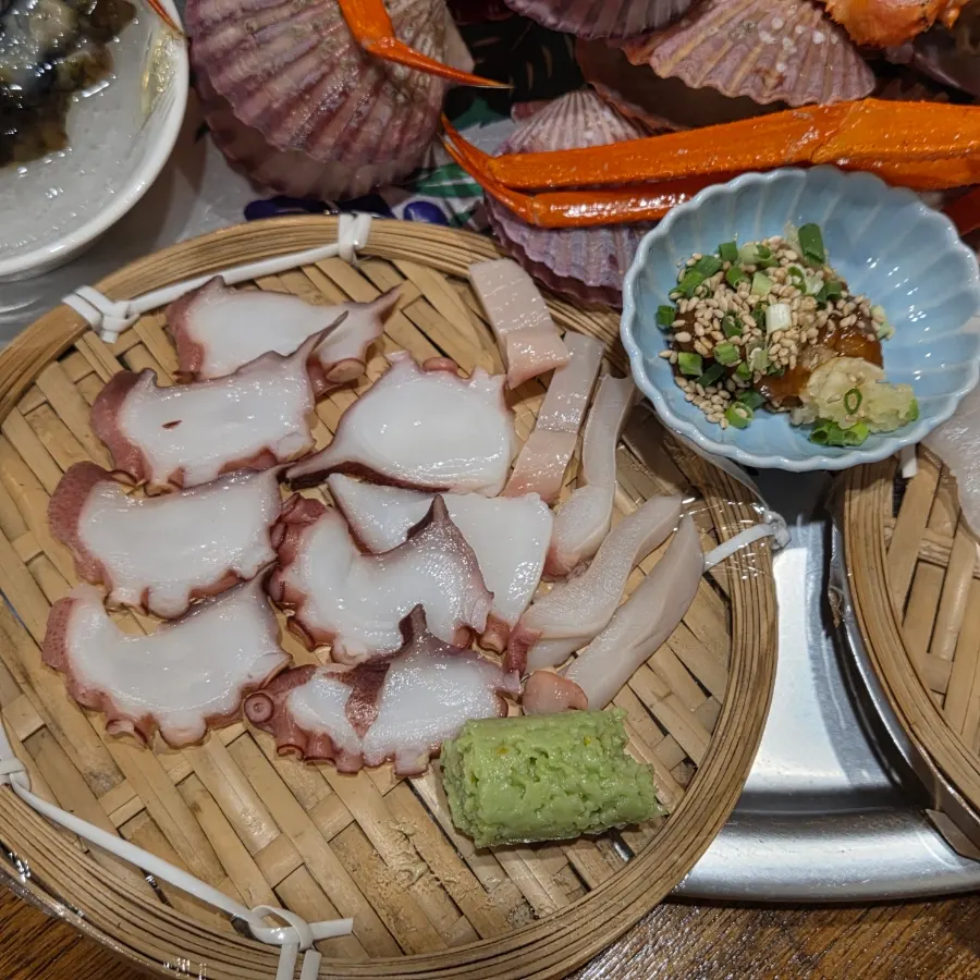 Assorted abalone and sea cucumber