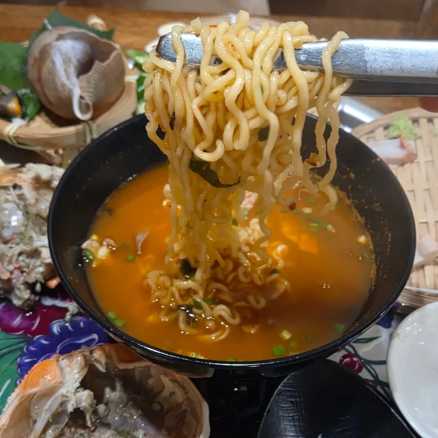 Seafood ramen filled with seafood