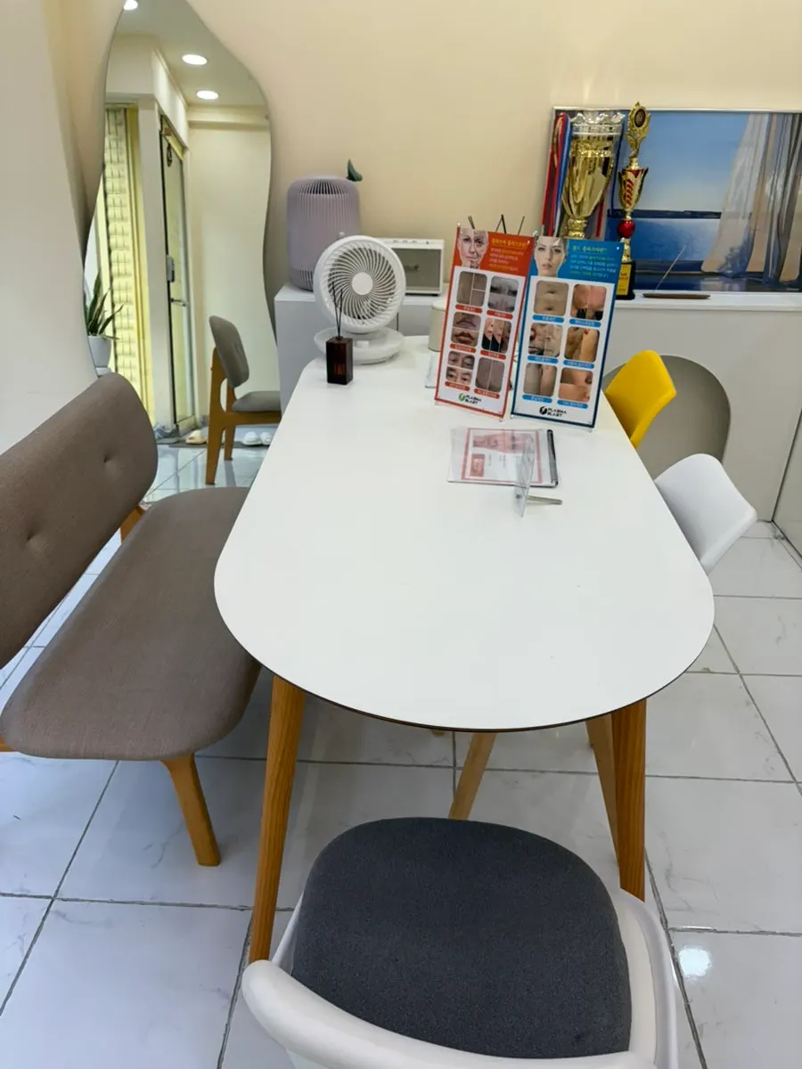 Saero Beauty's interior entrance and consultation area
