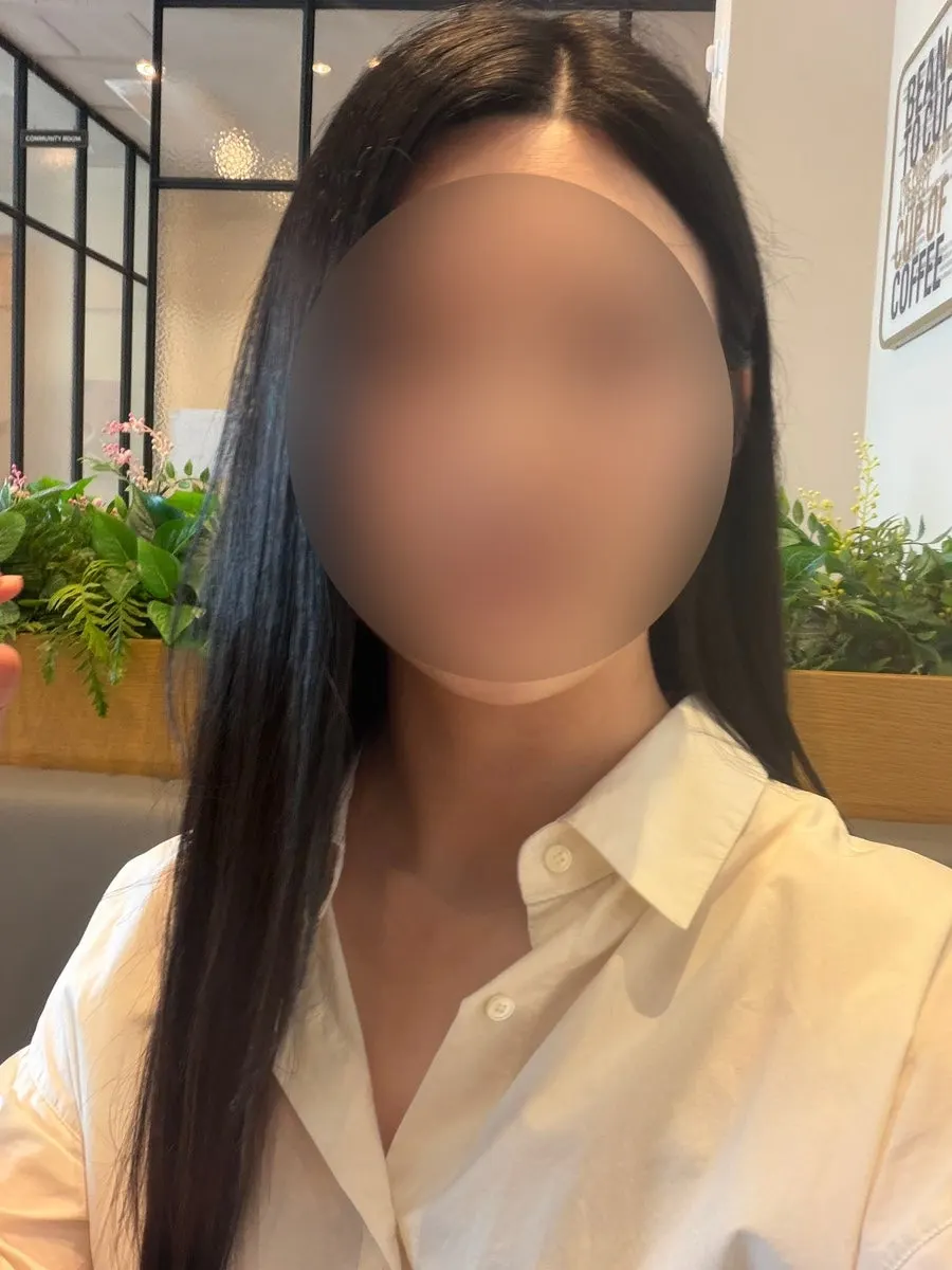 Long hair without layers before the design cut
