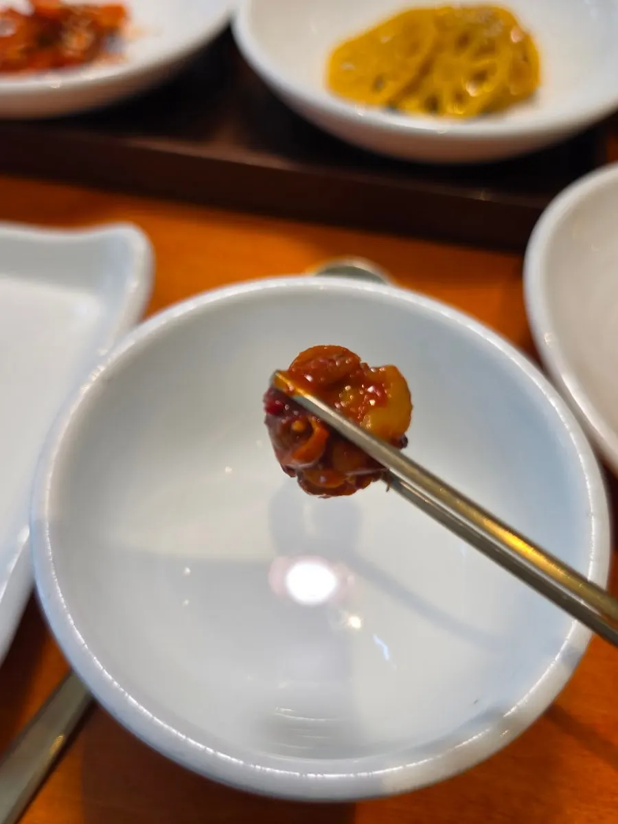 Cockle muchim side dish