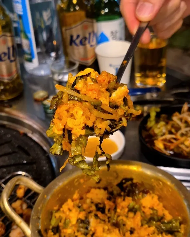 Yangpuni bibimbap mixed with yeolmu and radish salad