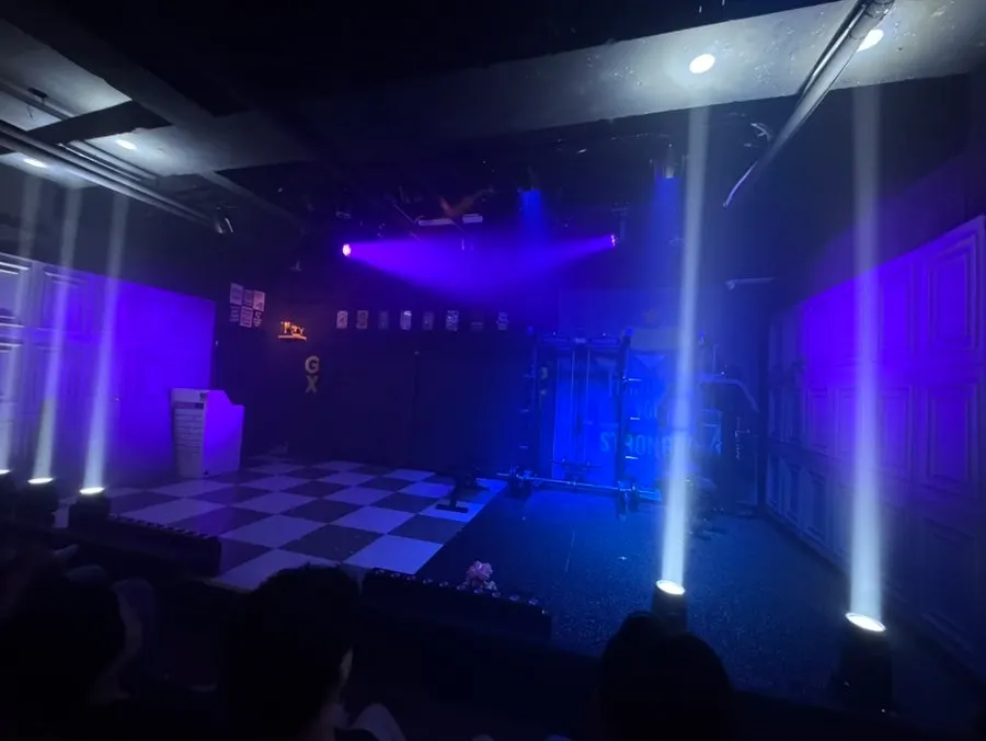 헬스장 PT존 무대 세트