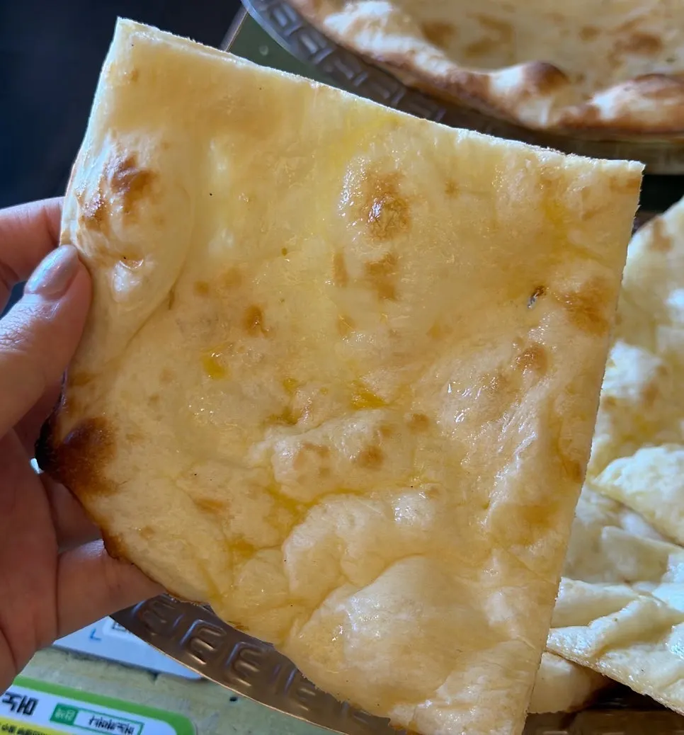 Garlic naan accompaniment