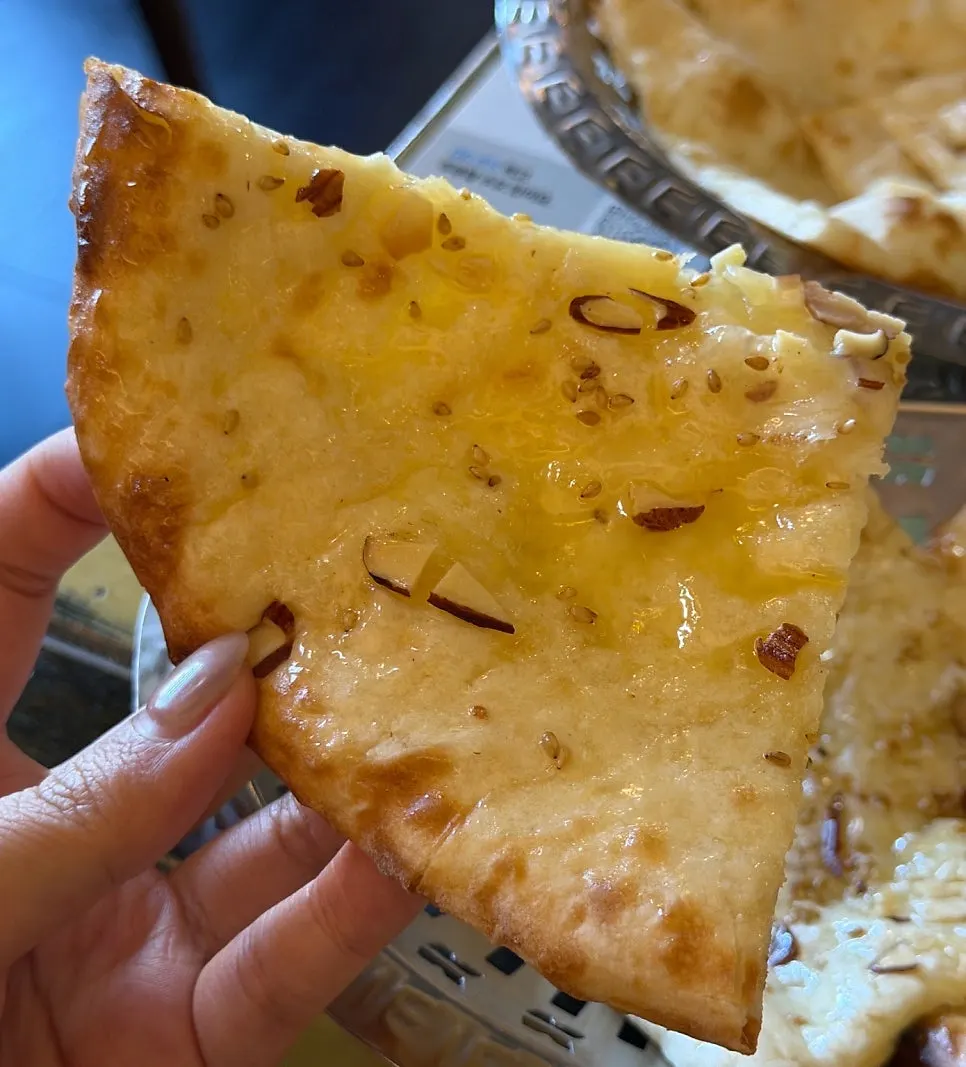 Butter naan that is good even without curry
