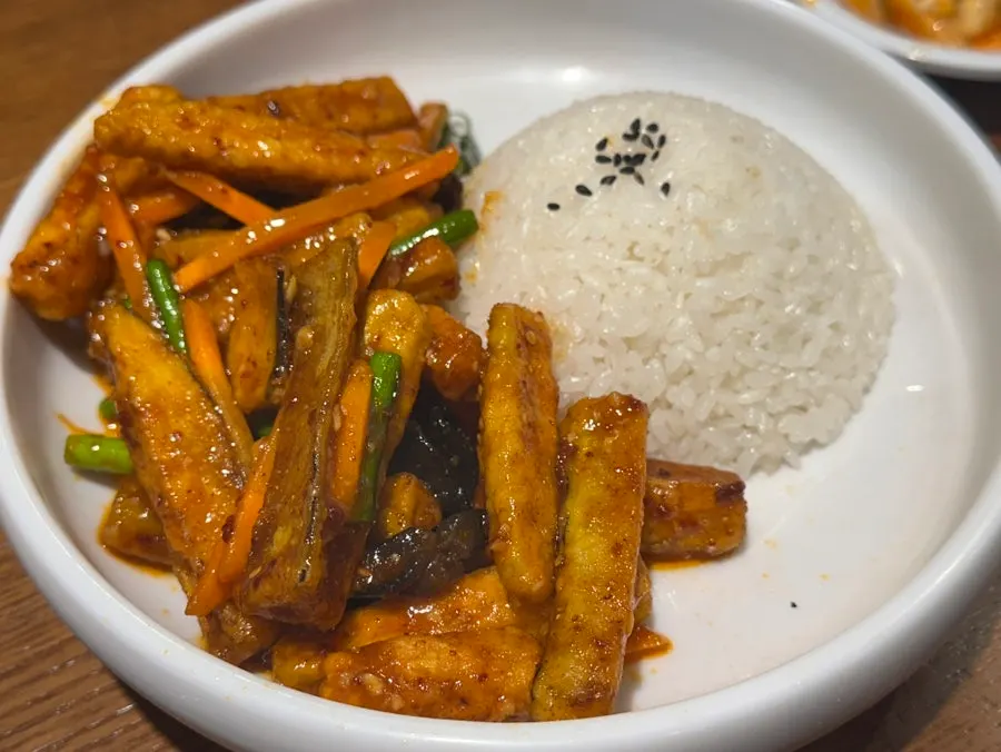 Restaurant offering takeout and group dining