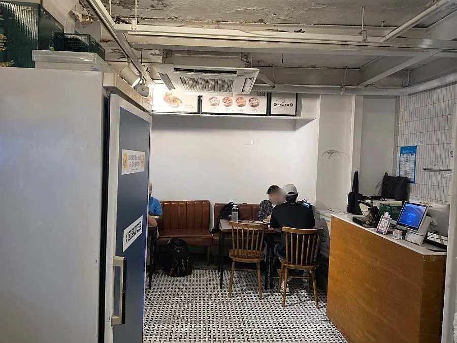 청화원 대학로점 다양한 테이블 좌석