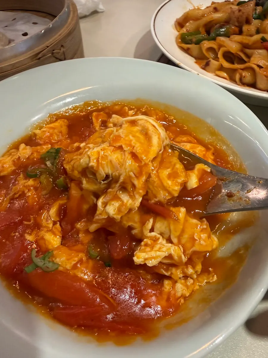 토마토와 부드러운 계란이 어우러진 토마토계란볶음 클로즈업