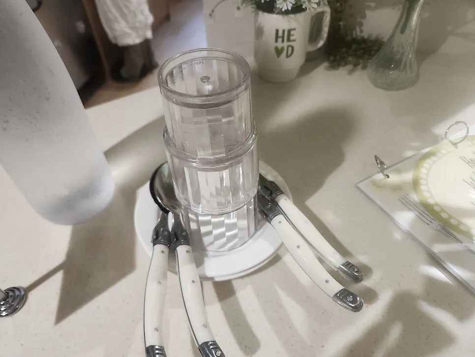 통창과 오픈키친이 있는 해옫 마포 내부