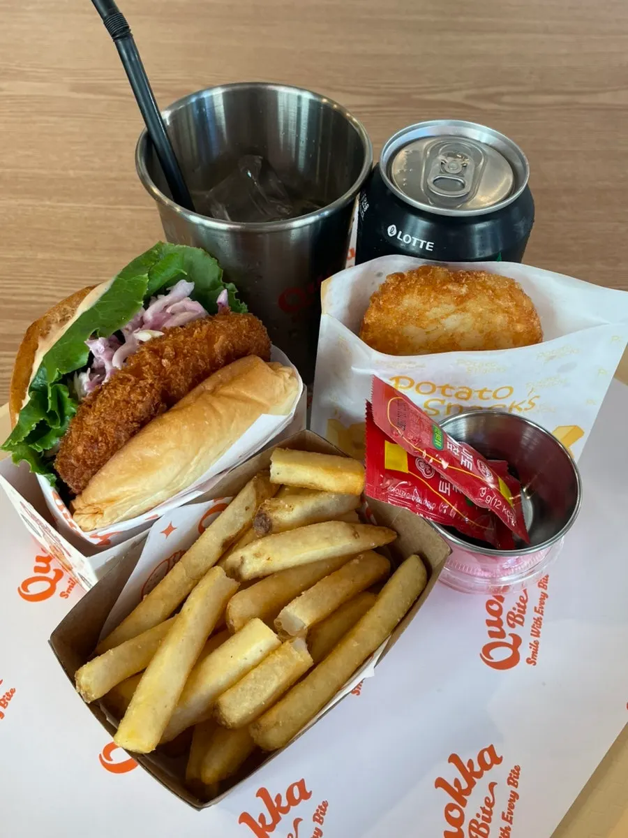 Whole Shrimp Quokka Shrimp Burger Set spread