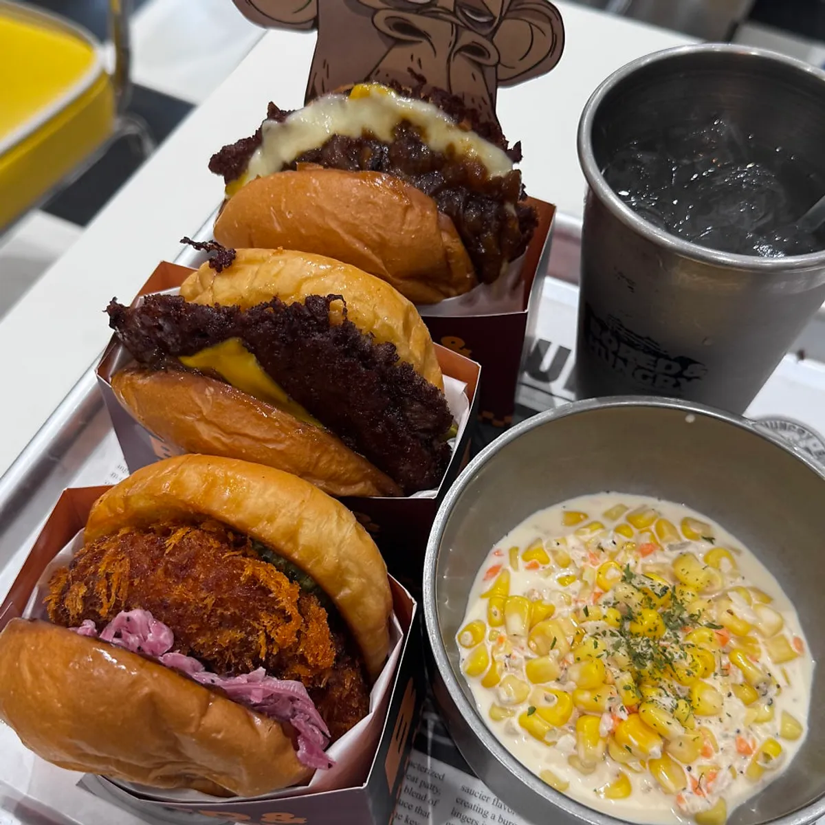 Featured photo from a handmade burger lunch visit in Daeheung