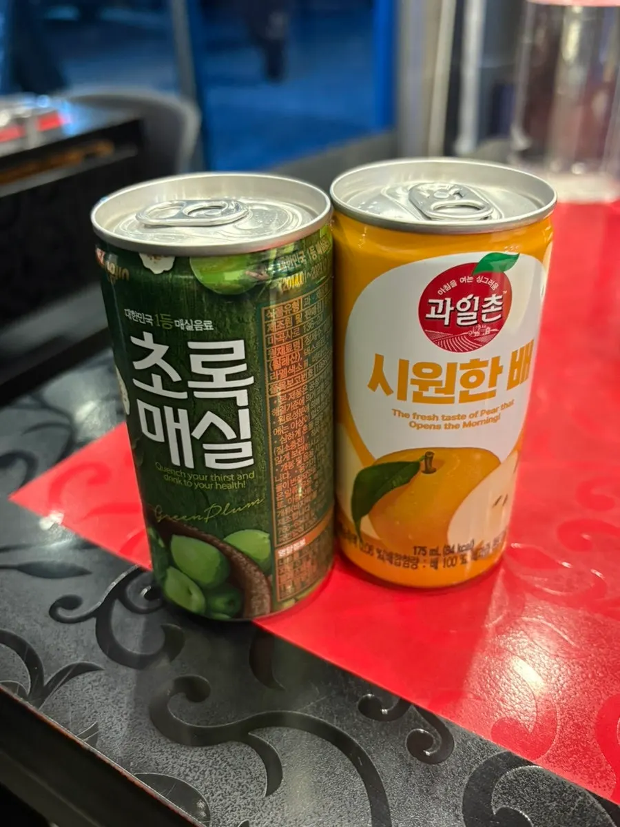 Free drinks and self-serve rice corner at Sujeoga