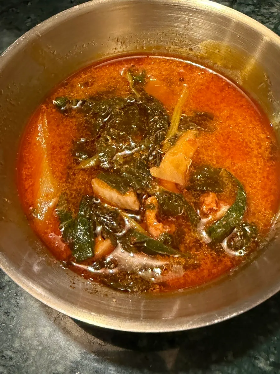 Duck gamjatang, gonggamtang, starting to boil