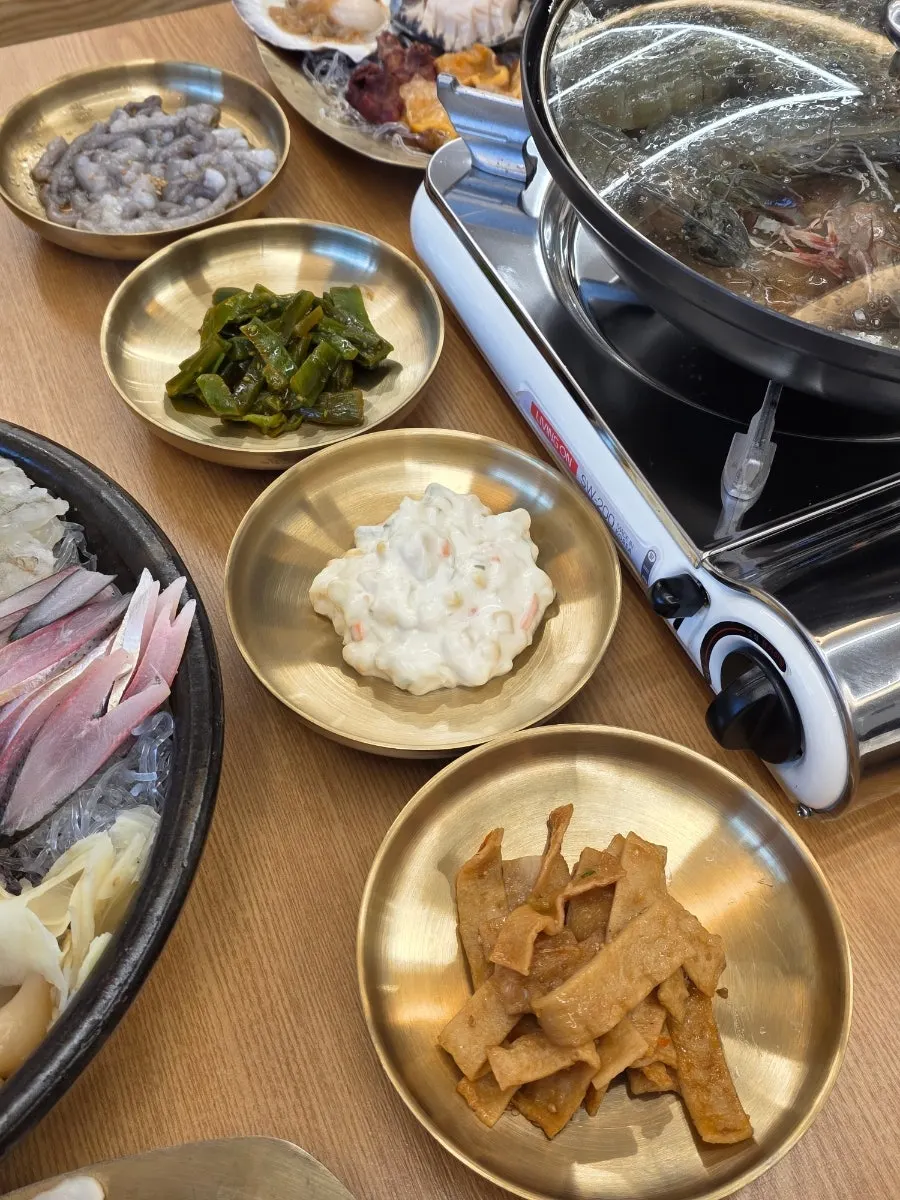 味道甘甜的扇贝和海鞘