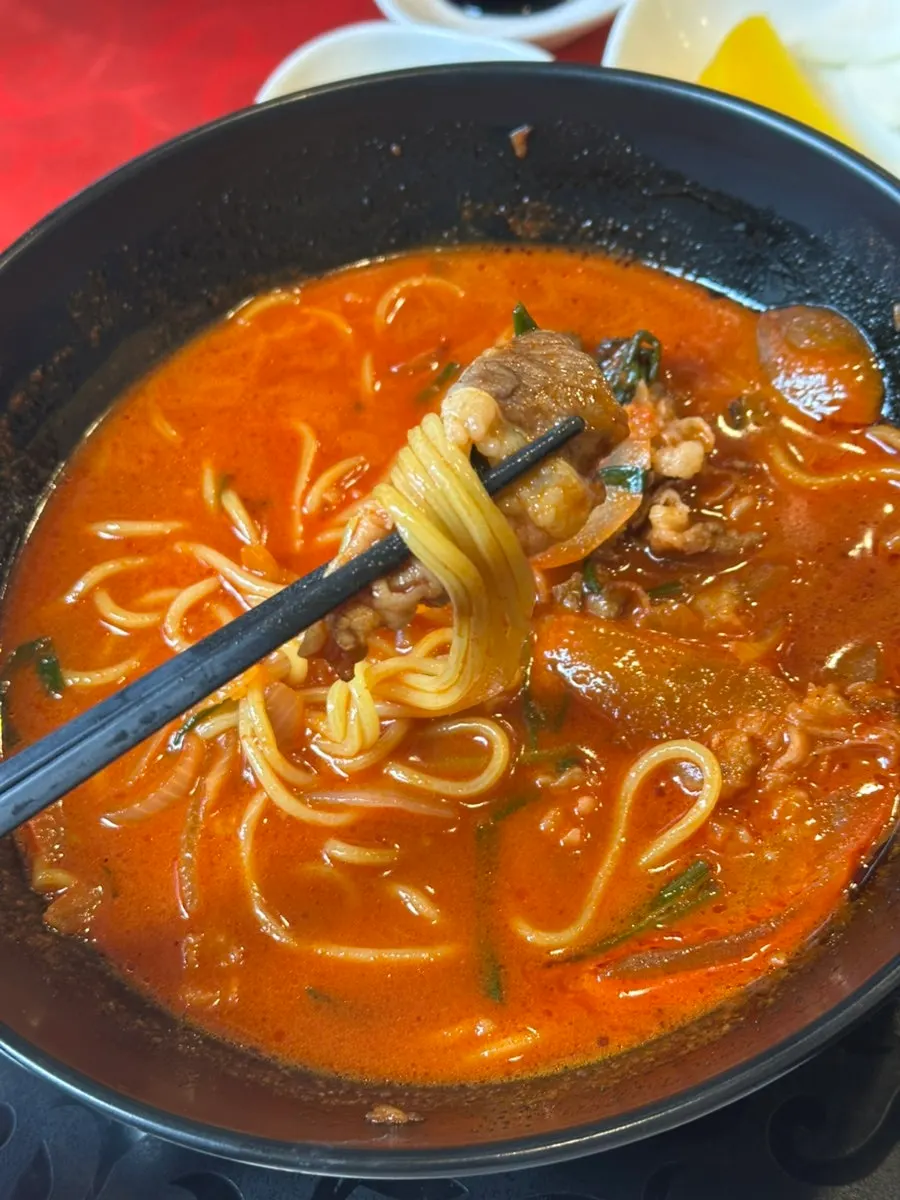 통통한 면발의 차돌짬뽕