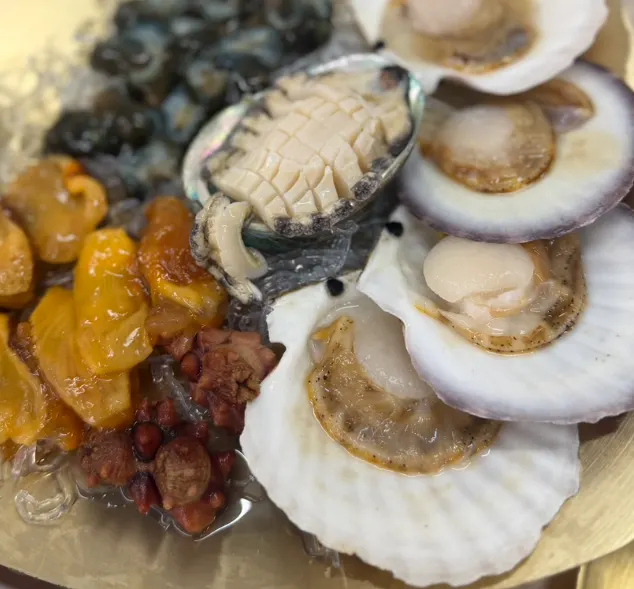 Abalone innards porridge with abalone