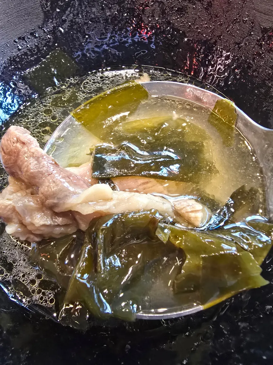 밑반찬 리필용 셀프코너
