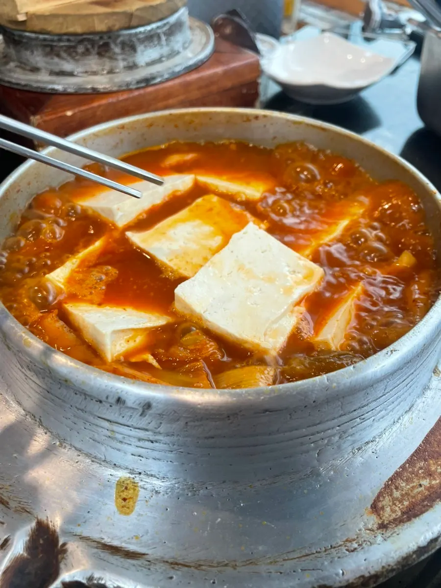 Kimchi stew with tofu from the self-service bar