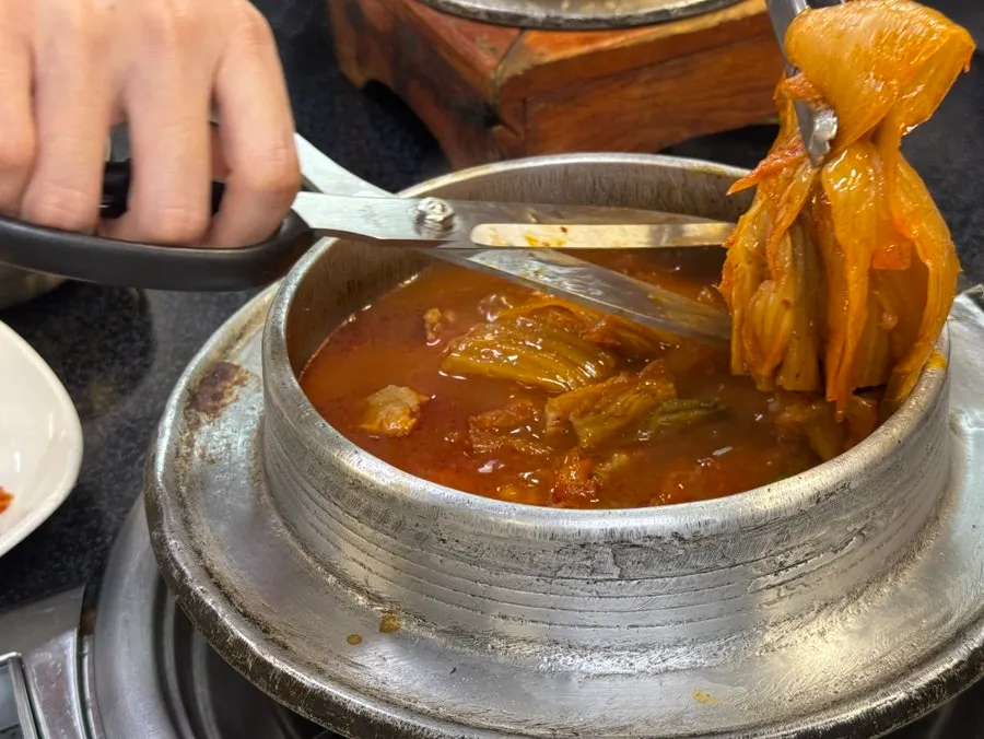 Pot rice meal finished with scorched rice