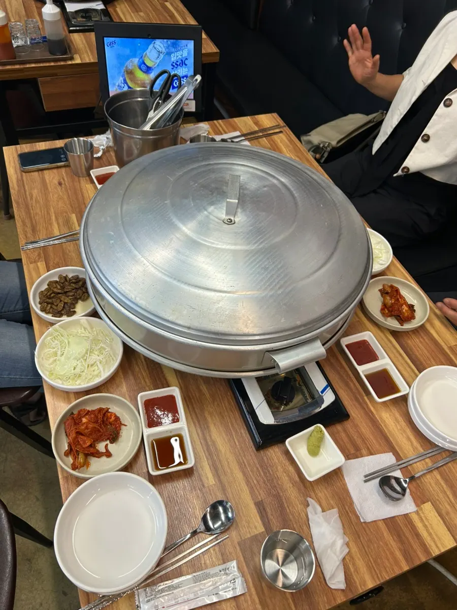 Restaurant with high chairs for family customers