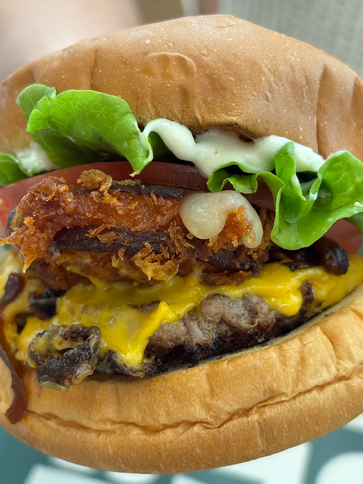 Signature photo of a burger at Burgiz Daeheung
