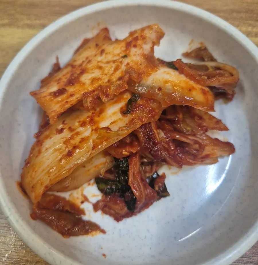 밑반찬으로 나온 번데기