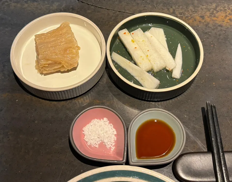 Side dishes including the basil sauce salad