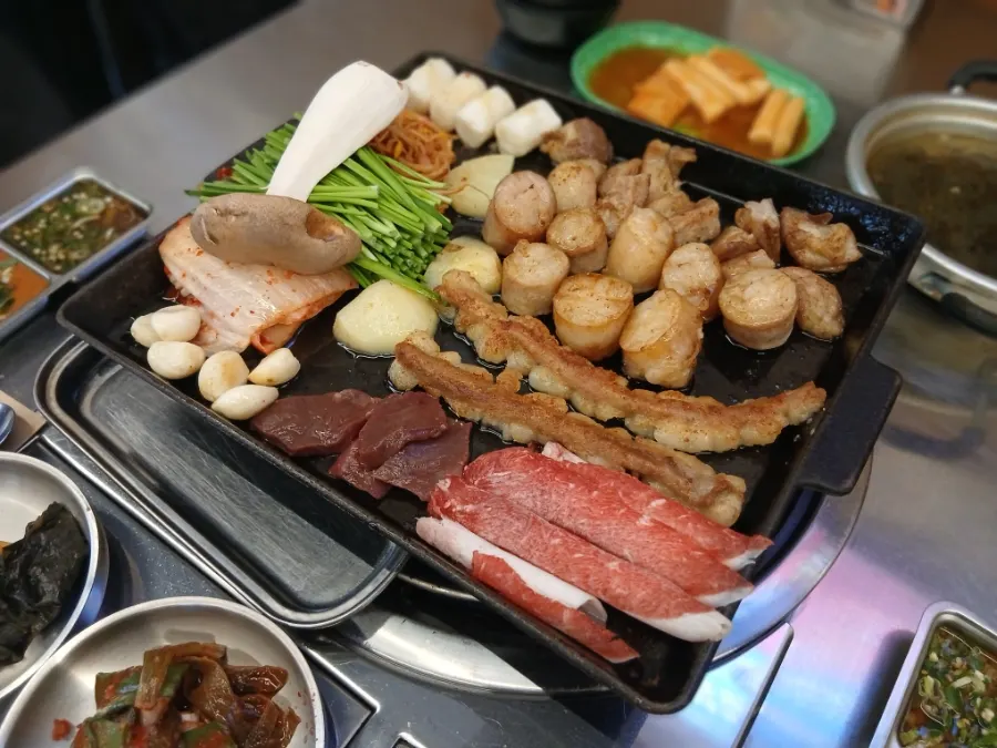 꼬들꼬들하게 익은 막창